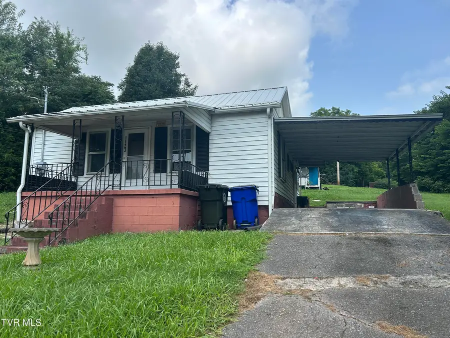 1123 East 4th North Street, Morristown, TN 37814 - #3