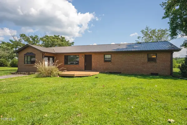 211 Chestnut Road, Speedwell, TN 37870