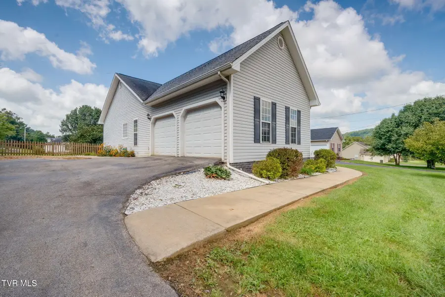 727 Tavern Hill Road, Jonesborough, TN 37659 - #3