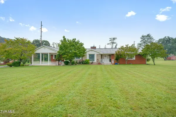 207 Westhills Drive, Rogersville, TN 37857