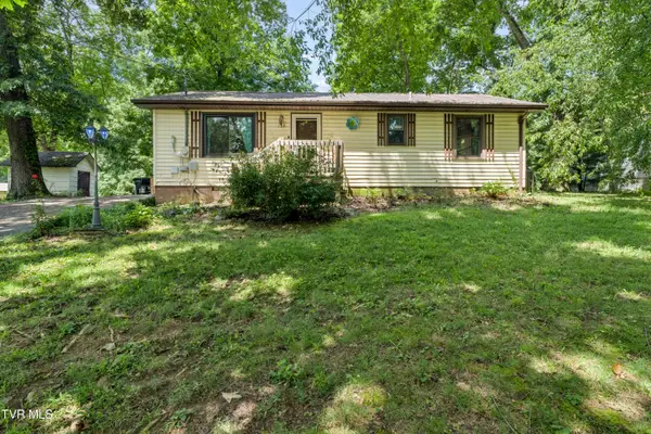 127 Hallborough Drive, Jonesborough, TN 37659