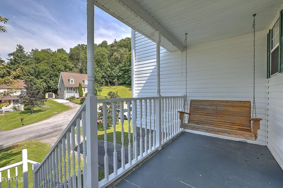 128 Saint James Place, Bristol, TN 37620 - #3