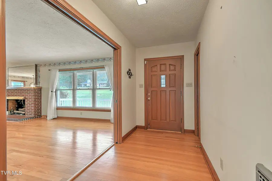 105 Meadowview Drive, Jonesborough, TN 37659 - #2