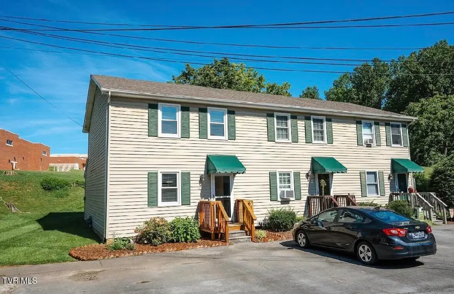 613 Spring Hill Road #Apt 13, Johnson City, TN 37604 - #2