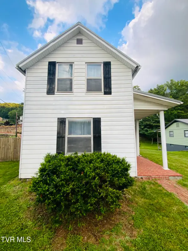 232 Northwest Chestnut Street, Norton, VA 24273