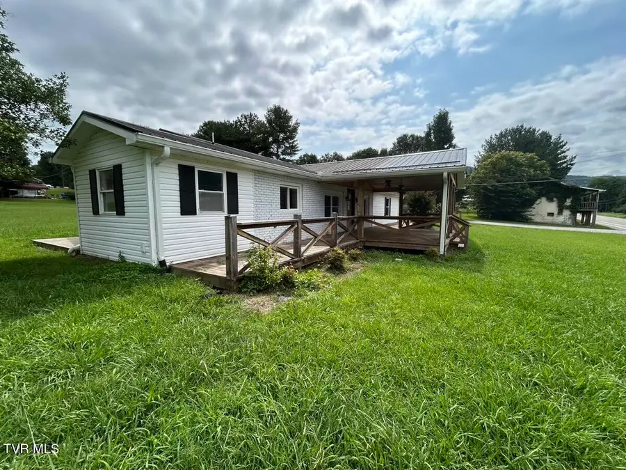 105 Deacon Creek Road, Erwin, TN 37650 - #2