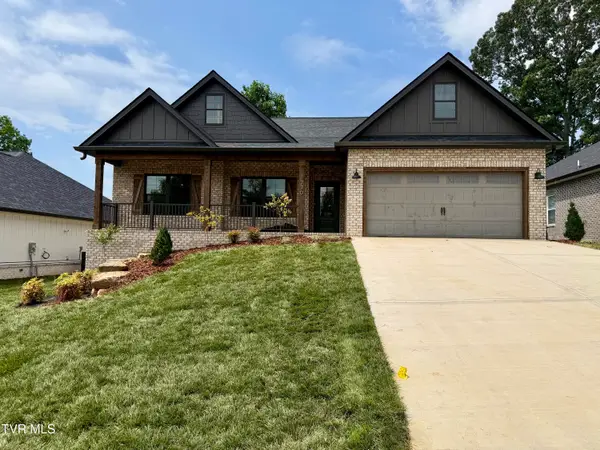 770 Hunts Terrace Drive, Kingsport, TN 37663