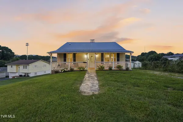 322 West Doe Avenue, Elizabethton, TN 37643