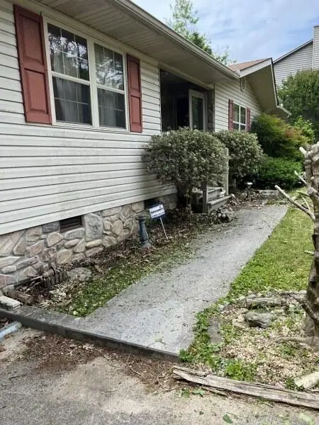 880 Hilltop Drive, Jacksboro, TN 37757 - Image #3