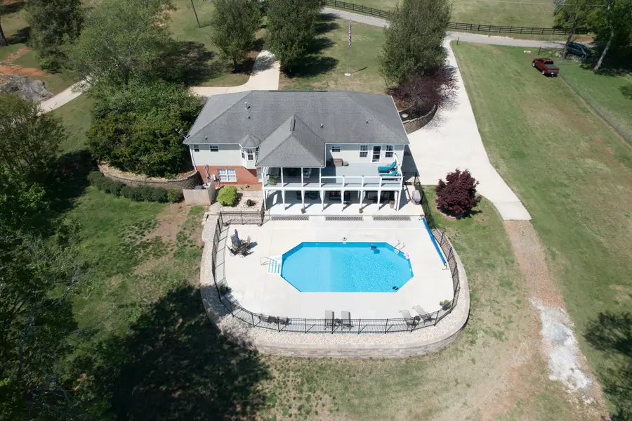 2727 Thicket Road, Soddy Daisy, TN 37379 - Image #2