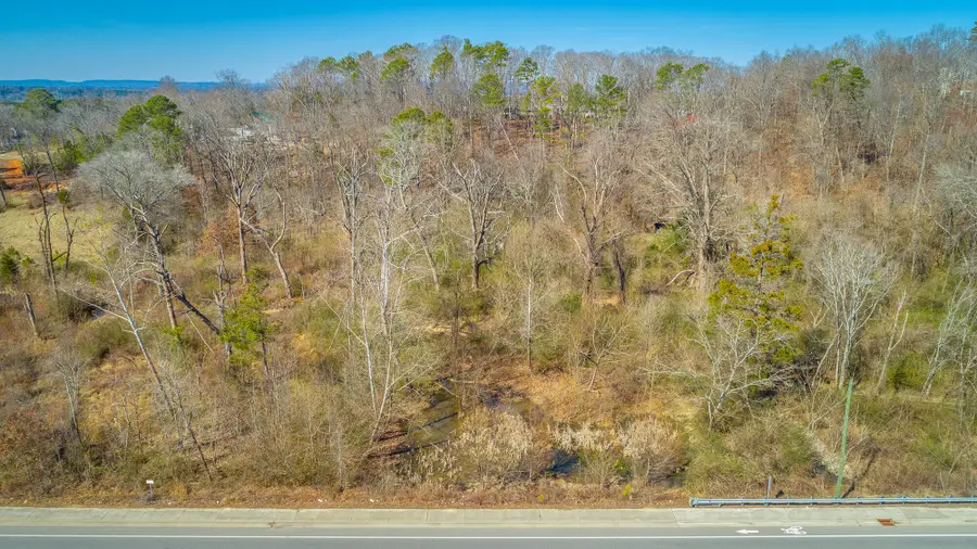 8931 E Brainerd Road, Chattanooga, TN 37421 - Image #2