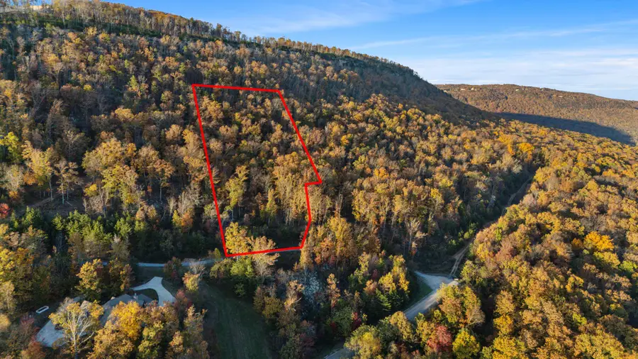 974 Bluff Ledge Trail, Hixson, TN 37343 - Image #3