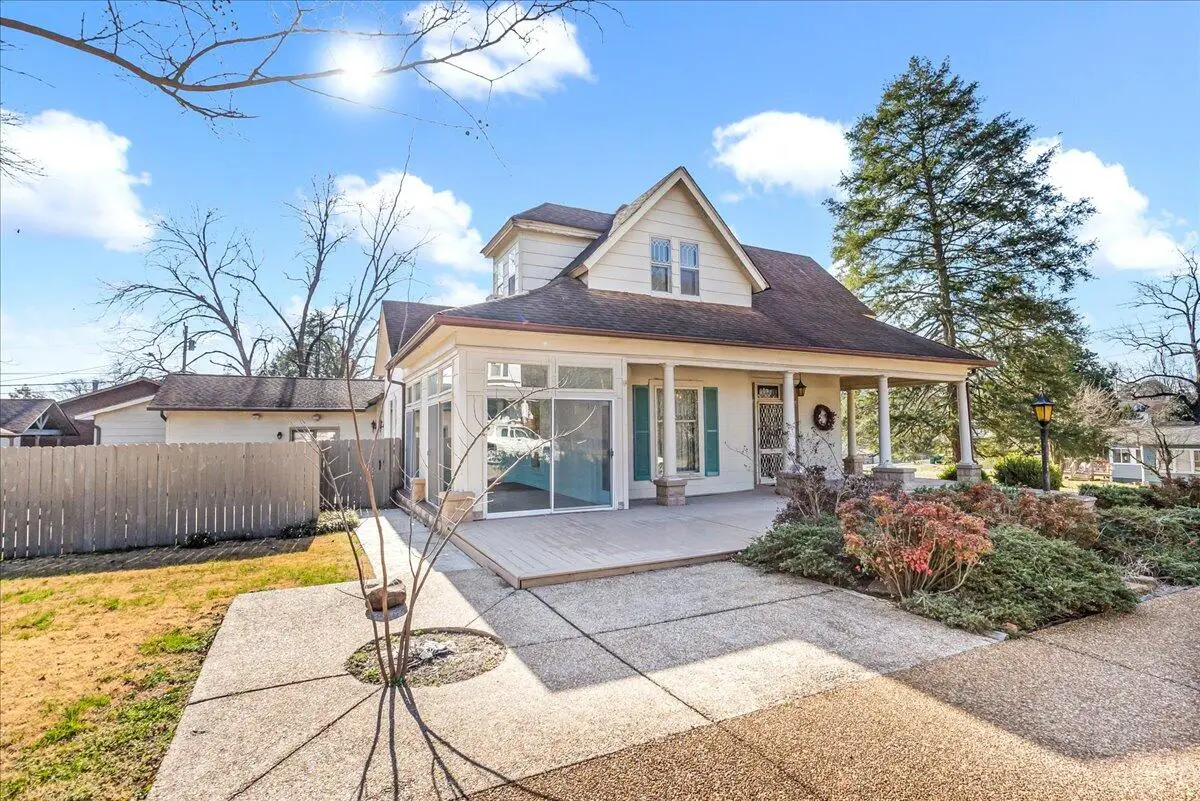 517 Laurel Avenue, South Pittsburg, TN 37380 - Image #1