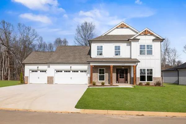 11697 Herons Haven Drive #96, Soddy Daisy, TN 37379
