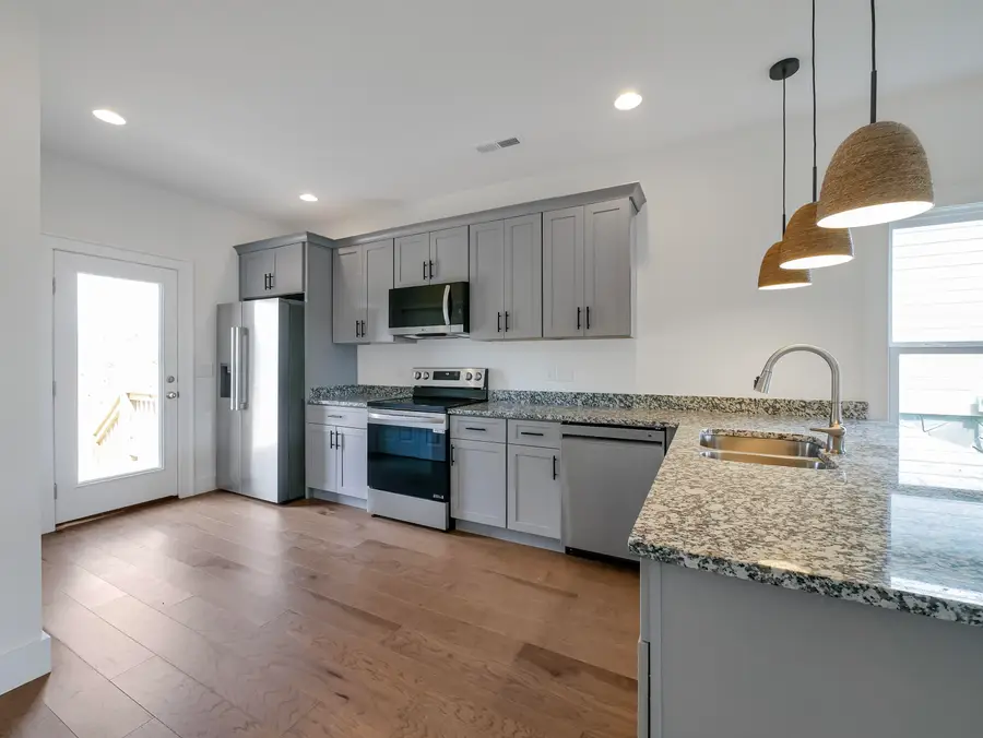 102 Sunset Drive, Trenton, GA 30752 - Image #3