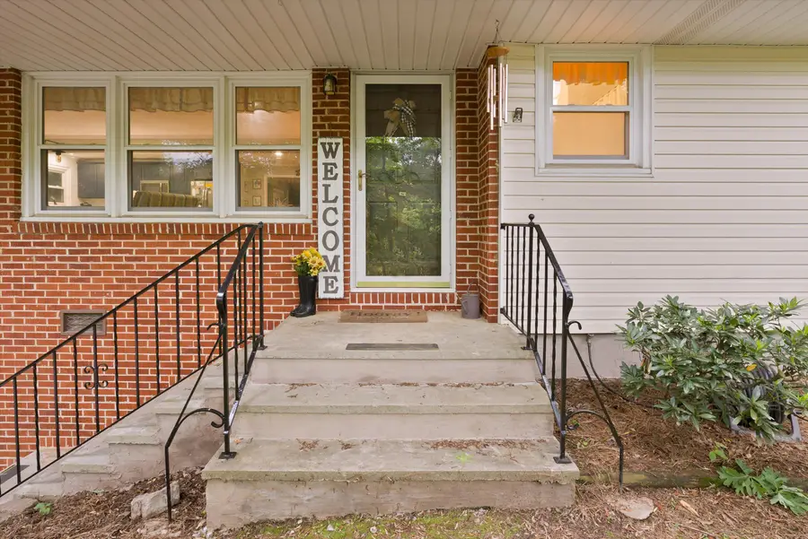 1123 Ridgeleigh Circle, Dalton, GA 30720 - Image #2