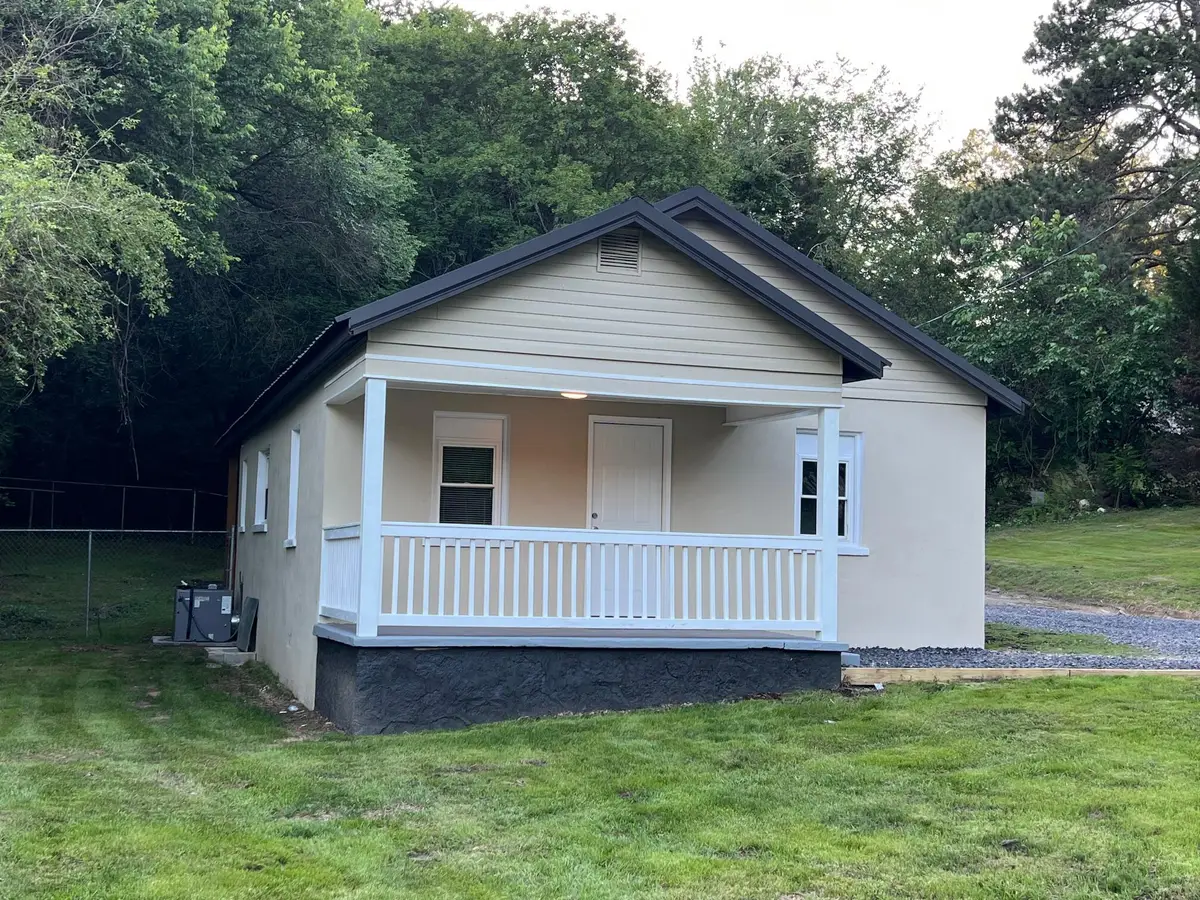 823 Schmidt Road, Rossville, GA 30741 - Image #1