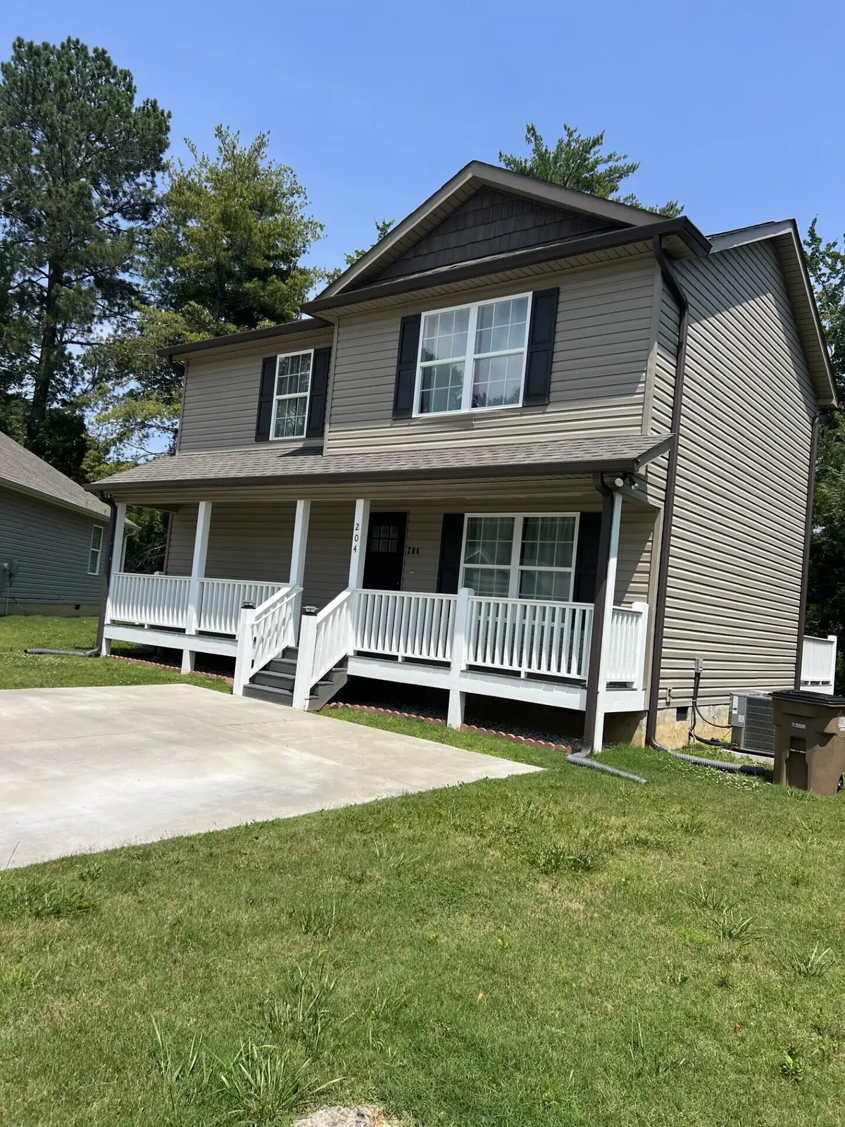 204 Roslyn Court, Dalton, GA 30720 - Image #1