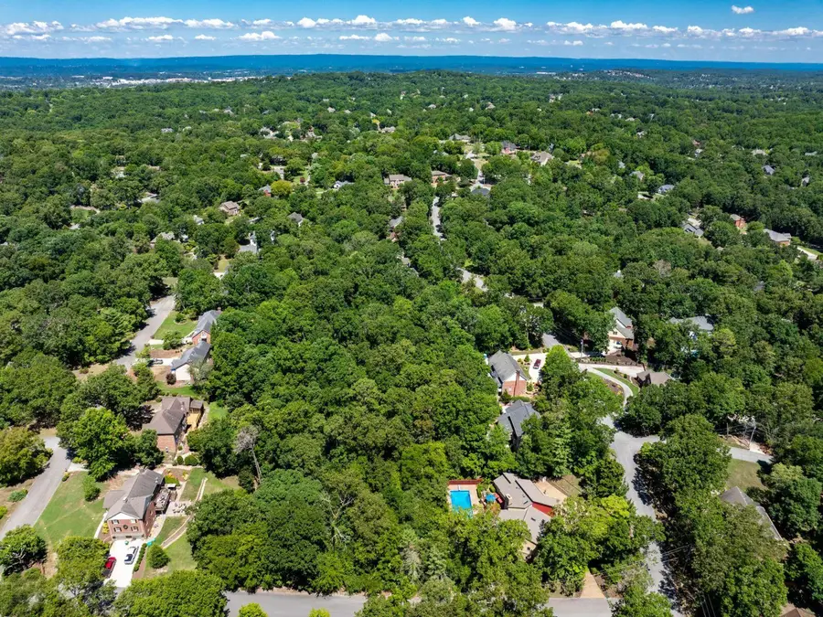 612 Hidden Hollow Drive, Chattanooga, TN 37421 - Image #2