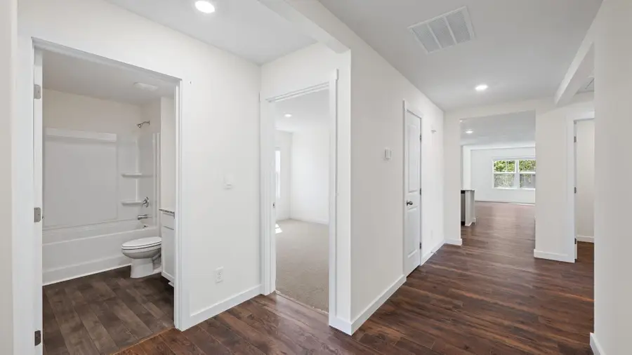 459 Fox Den Circle, Dalton, GA 30721 - Image #3