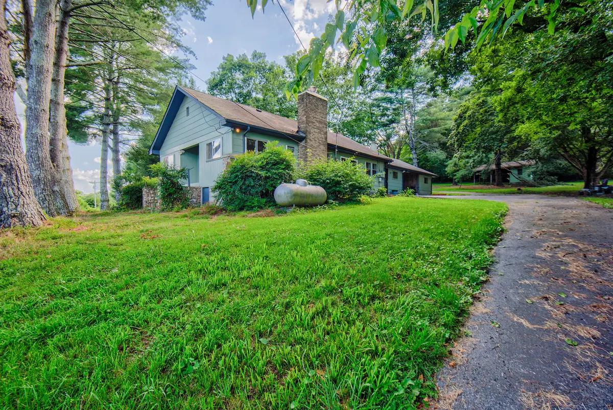 218 Hooper Road, Ringgold, GA 30736 - Image #1