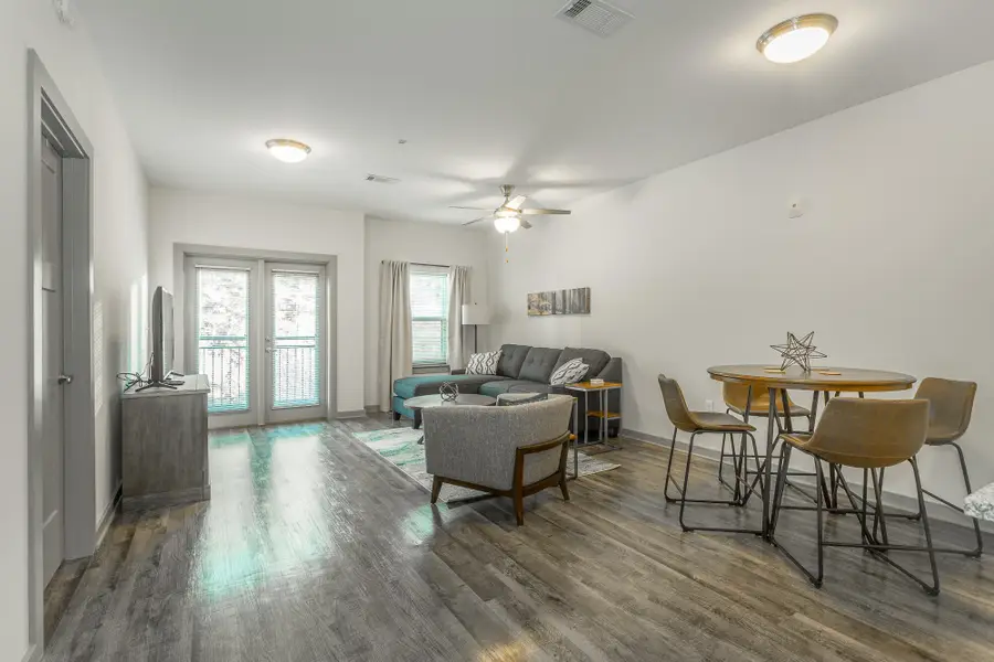 804 Riverfront Parkway #401, Chattanooga, TN 37402 - Image #3