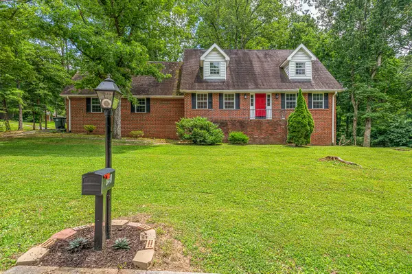 848 Skyline Park Drive, Signal Mountain, TN 37377