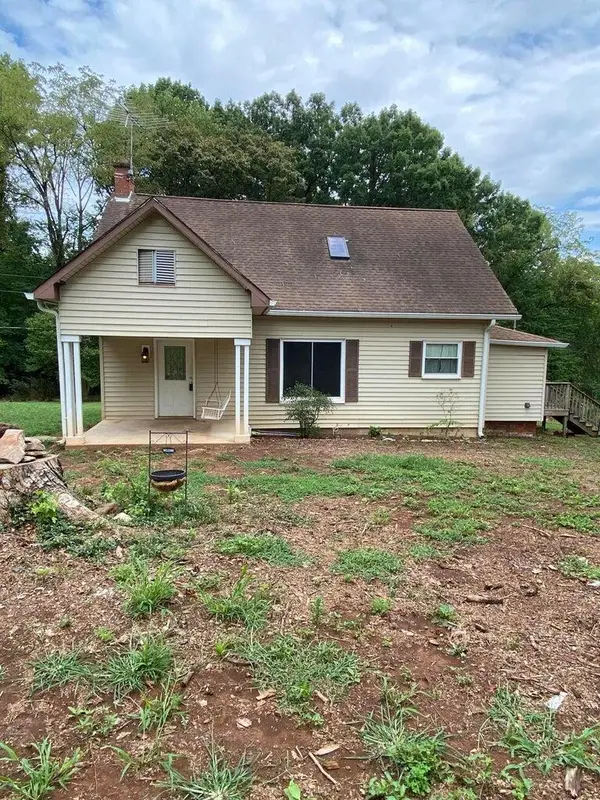 409 County Road 675, Riceville, TN 37370