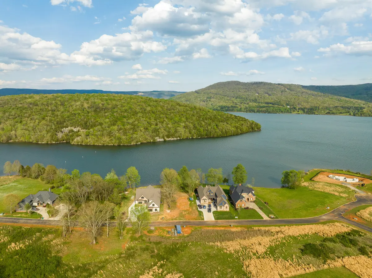 175 Edgewater Way, Jasper, TN 37347 - Image #1