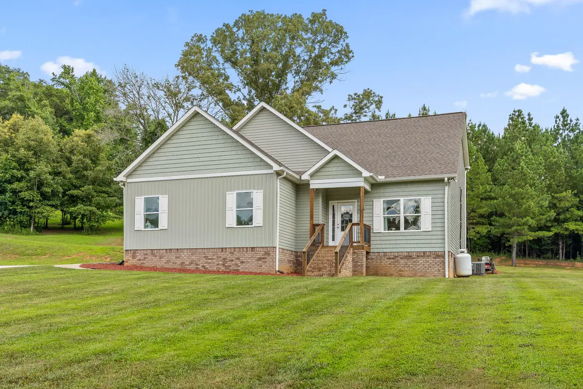 185 Bell Lake Drive, Trenton, GA 30752 - Image #1