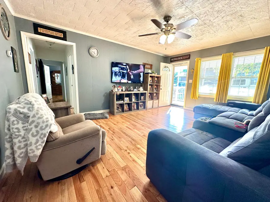 1309 Holly Avenue, South Pittsburg, TN 37380 - Image #2