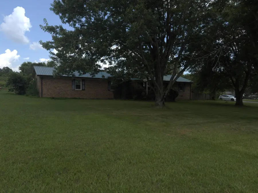 7324 Jacksboro Road, McMinnville, TN 37110 - Image #2
