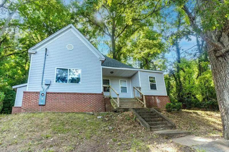 2424 Campbell Street, Chattanooga, TN 37406 - Image #2