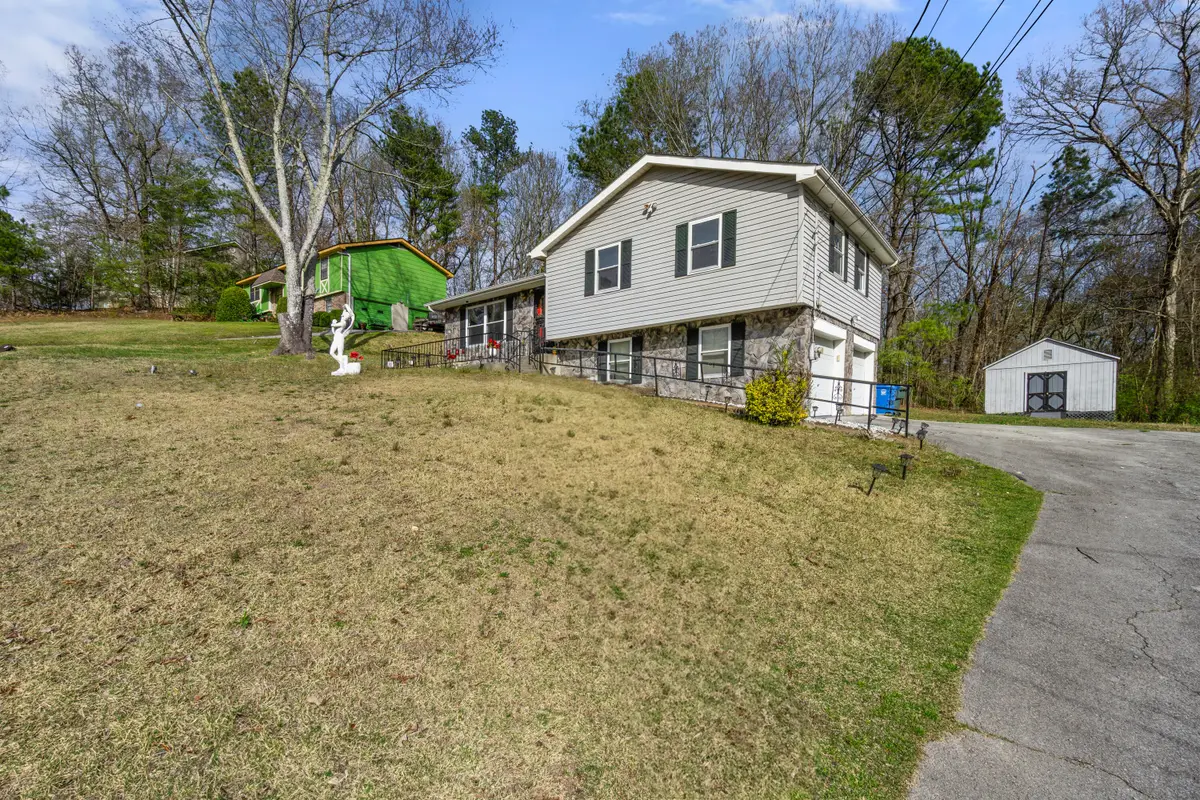 2427 Leann Circle, Chattanooga, TN 37406 - Image #1