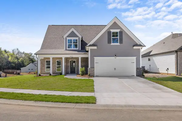 8987 Knolling Loop #80, Ooltewah, TN 37363