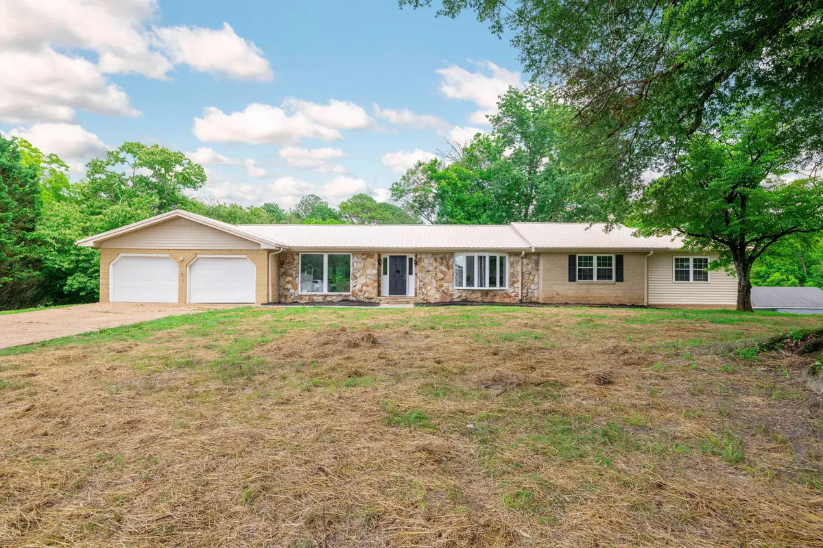 3414 Chattanooga Rd, Tunnel Hill, GA 30755 - Image #1