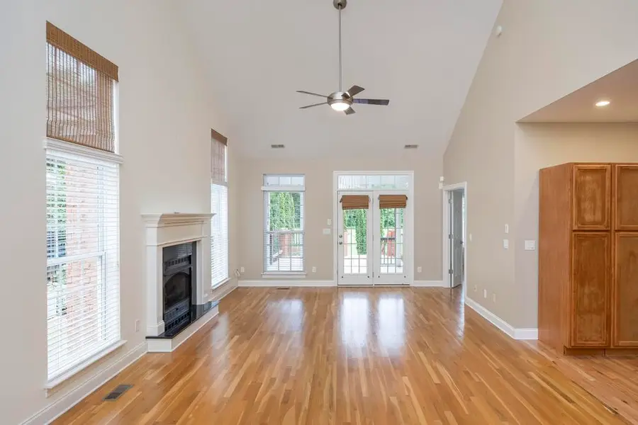 8233 Double Eagle Court, Ooltewah, TN 37363 - Image #3