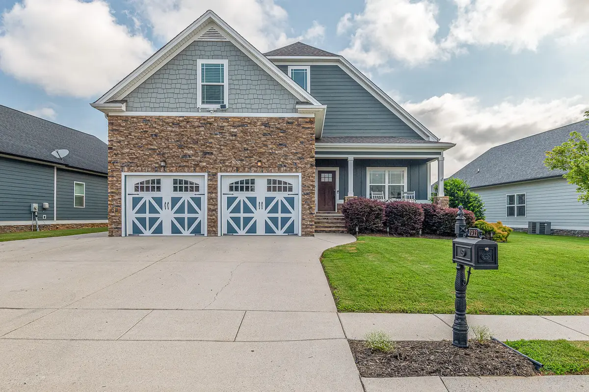 7925 Frostwood Lane, Ooltewah, TN 37363 - Image #1