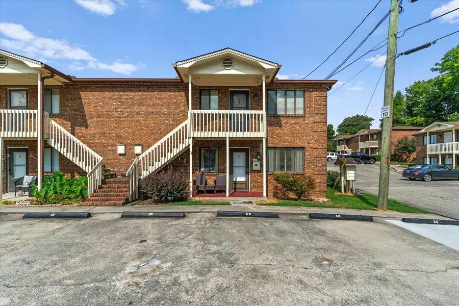 303 Crystal Place #16, Dalton, GA 30720 - Image #2