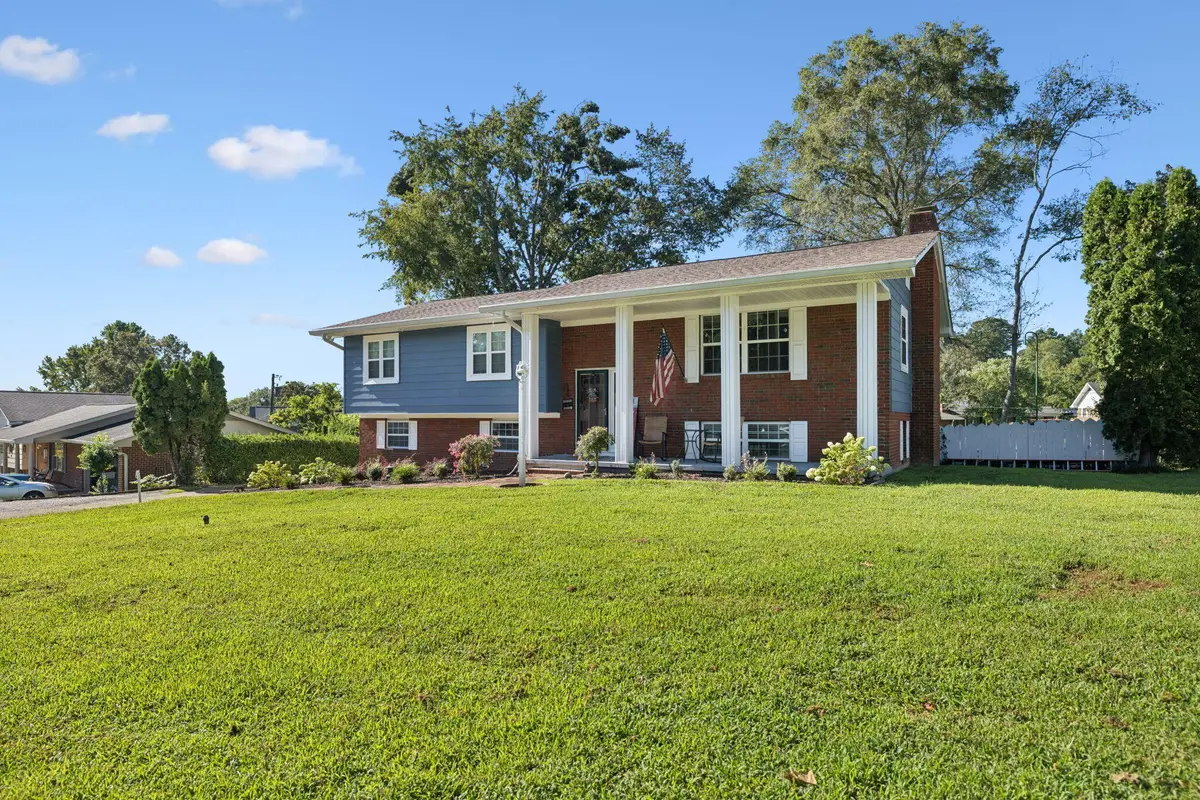 3910 N Mission Oaks Drive, Chattanooga, TN 37412 - Image #1