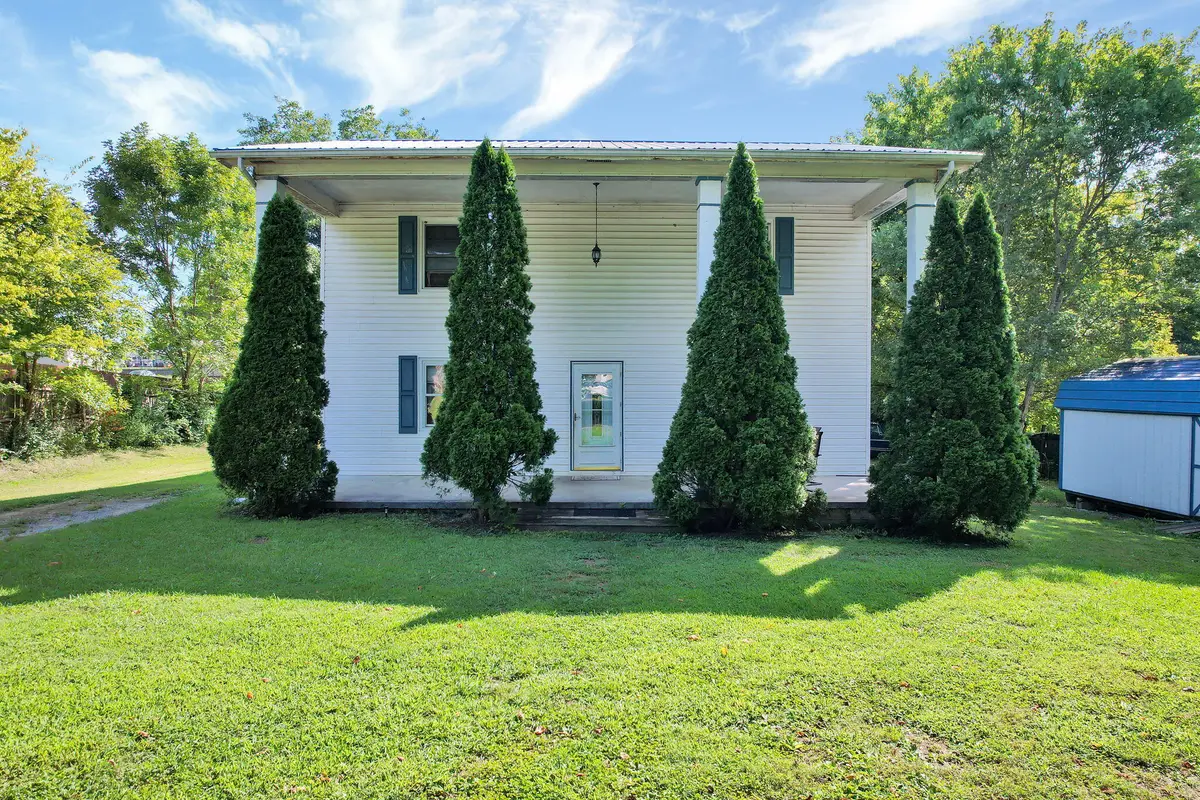 405 N Iowa Avenue, Etowah, TN 37331 - Image #1