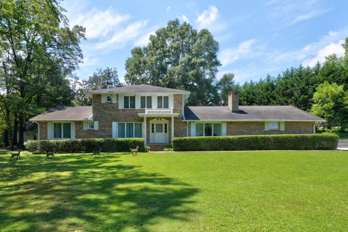 9113 Edgewater Road, Chattanooga, TN 37416 - Image #1