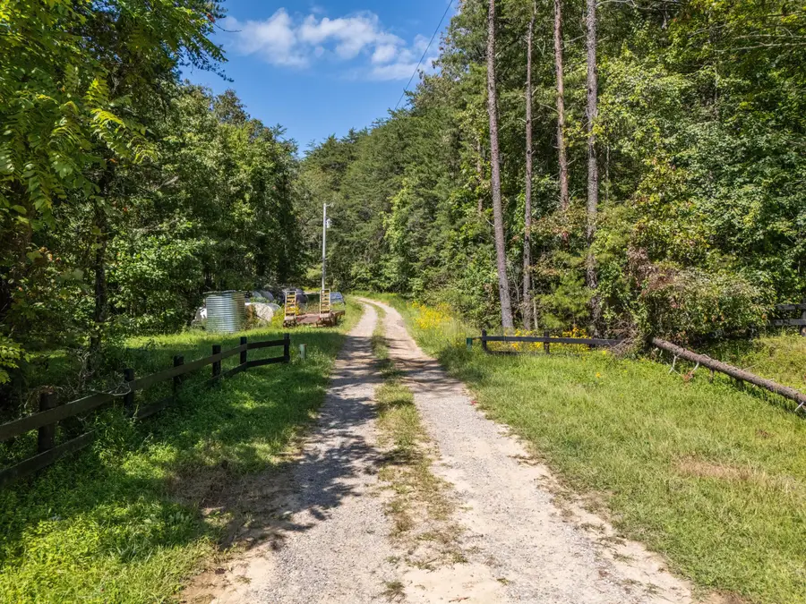 841 Griffith Road, Pikeville, TN 37367 - Image #2