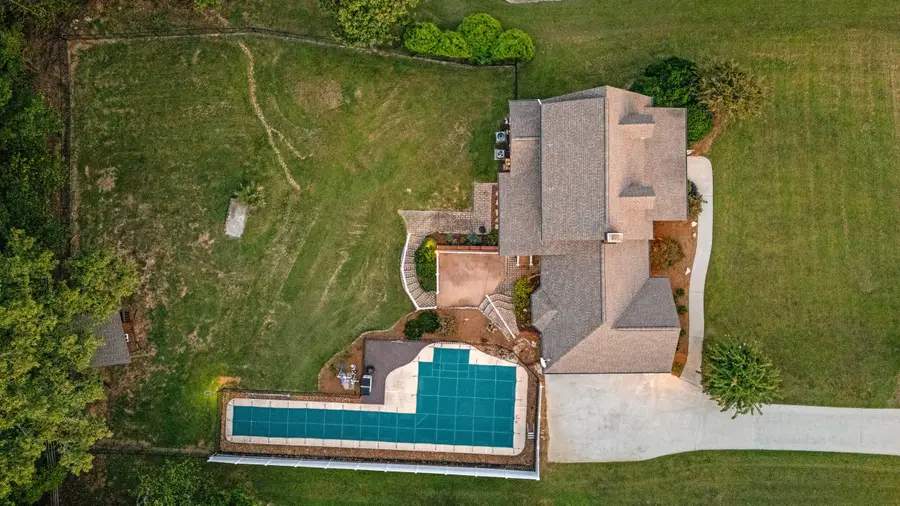 3046 Hawthorne Street, Athens, TN 37303 - Image #2