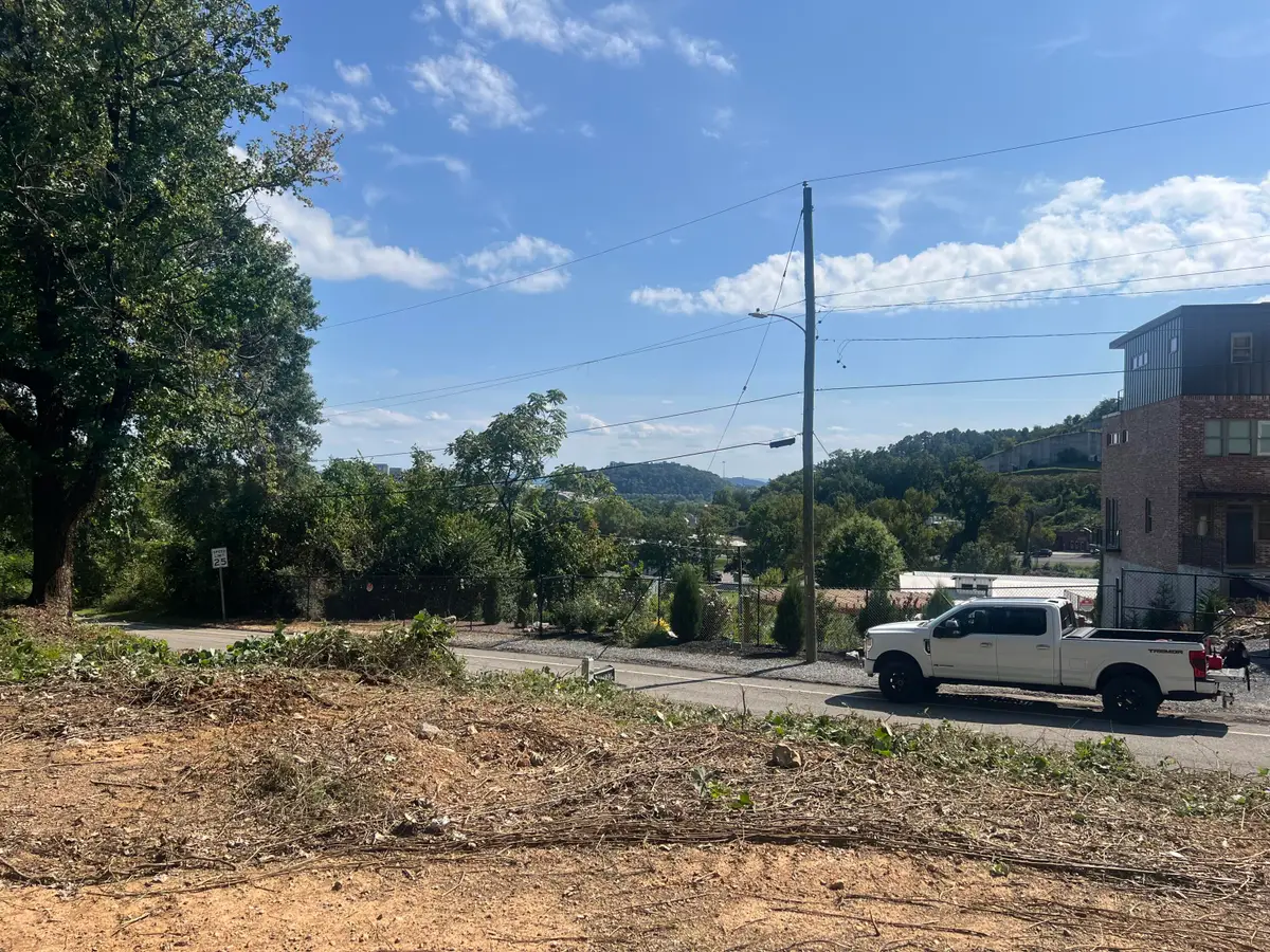 717 W Bell Avenue, Chattanooga, TN 37405 - Image #1