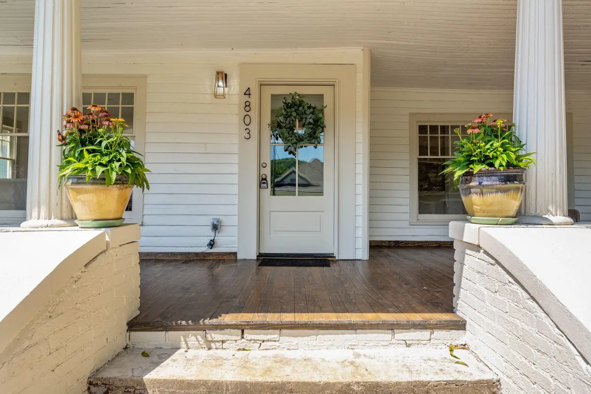 4803 St Elmo Avenue, Chattanooga, TN 37409 - Image #1