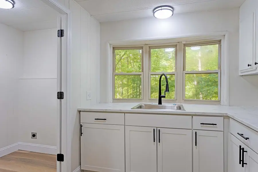 1004 Chestnut Ridge Road, Spring City, TN 37381 - Image #3