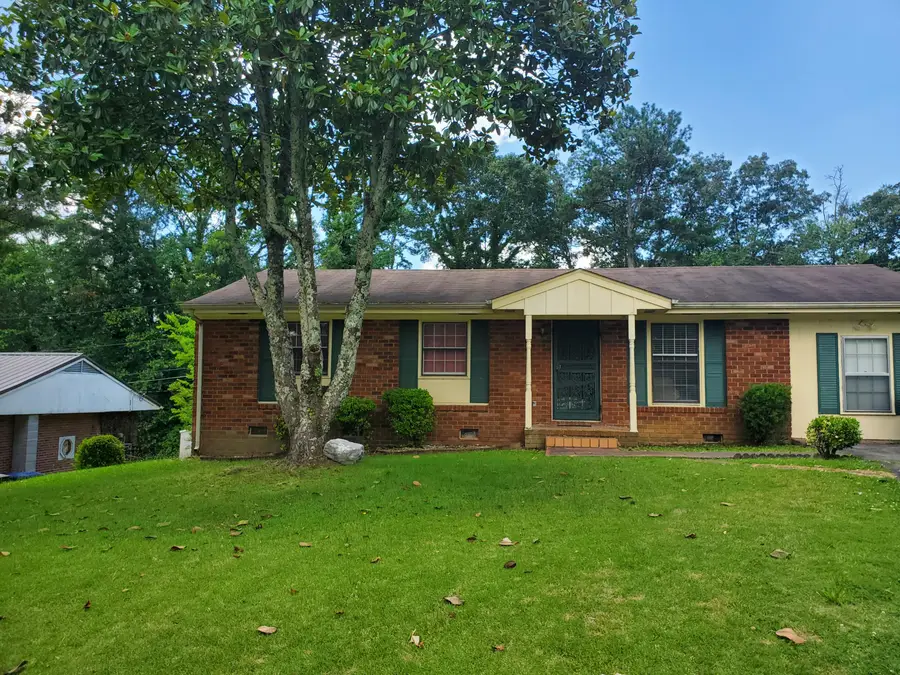 2432 Northbrier Circle, Chattanooga, TN 37406 - Image #2