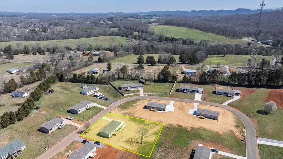 166 Meadow Lawn Drive, Englewood, TN 37329 - Image #3