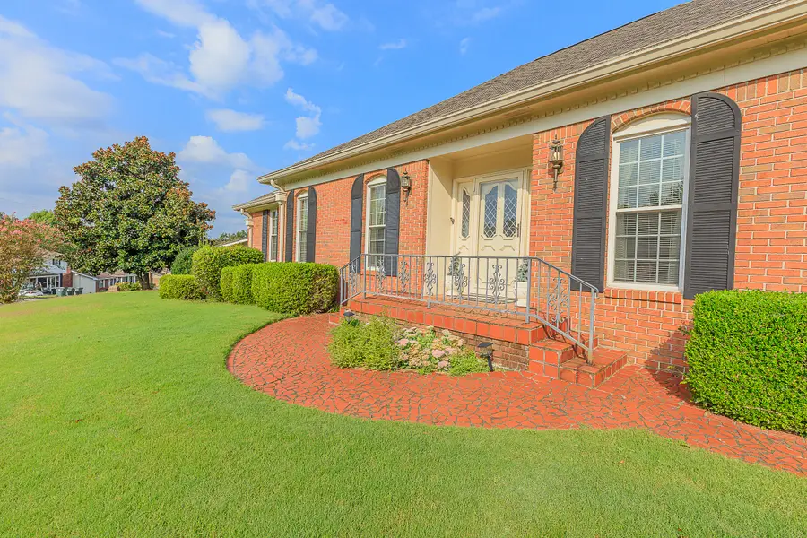 7011 Pauline Circle, Chattanooga, TN 37421 - Image #2
